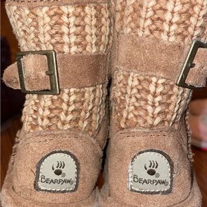 Bear paw toddler boots